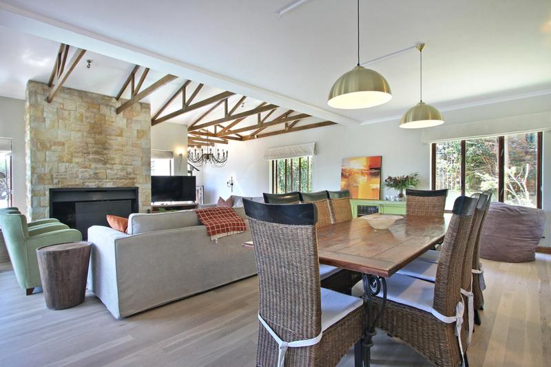 To Let 5 Bedroom Property for Rent in Hout Bay Western Cape